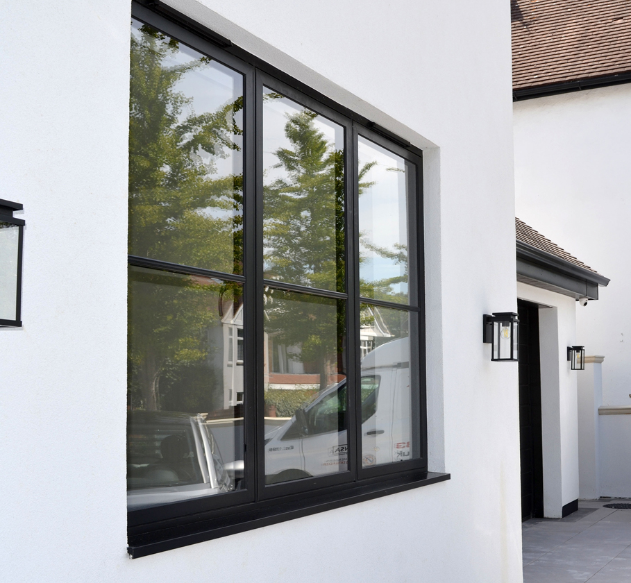 Aluminium Flush Window with Astragal Bar